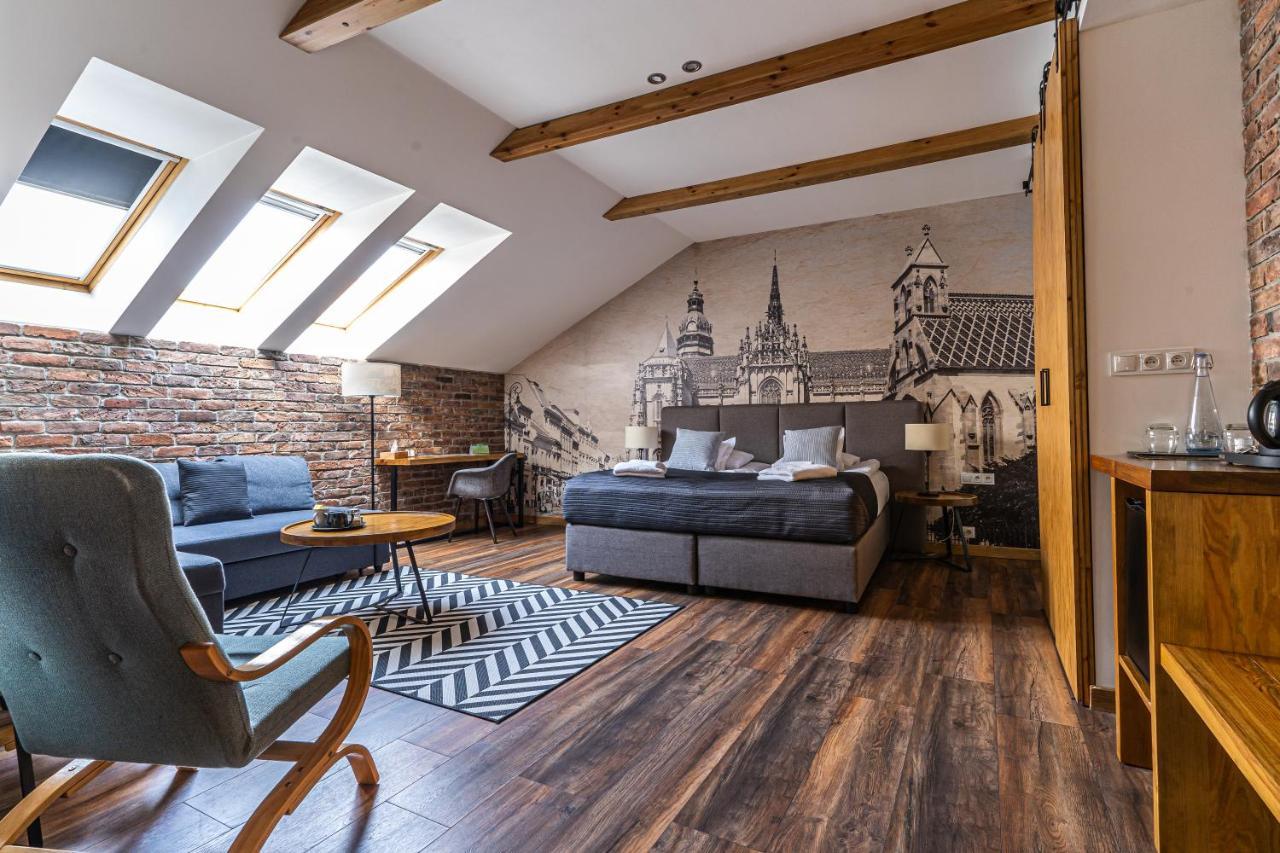 Boutique Slovakia Residence โกชิเซ ภายนอก รูปภาพ